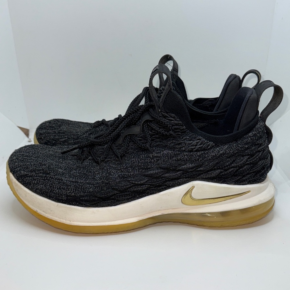 Nike Lebron 15 XV Low Black Metallic Gold Size 11 A01755-001 PRE-OWNED NO BOX